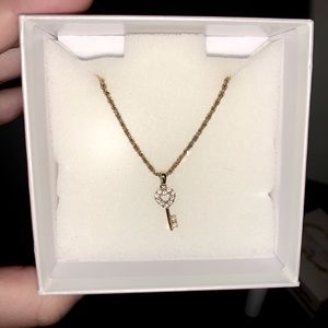 Piercing Pagoda Gold Chain & Charm Set